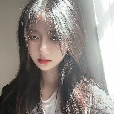 他不是我